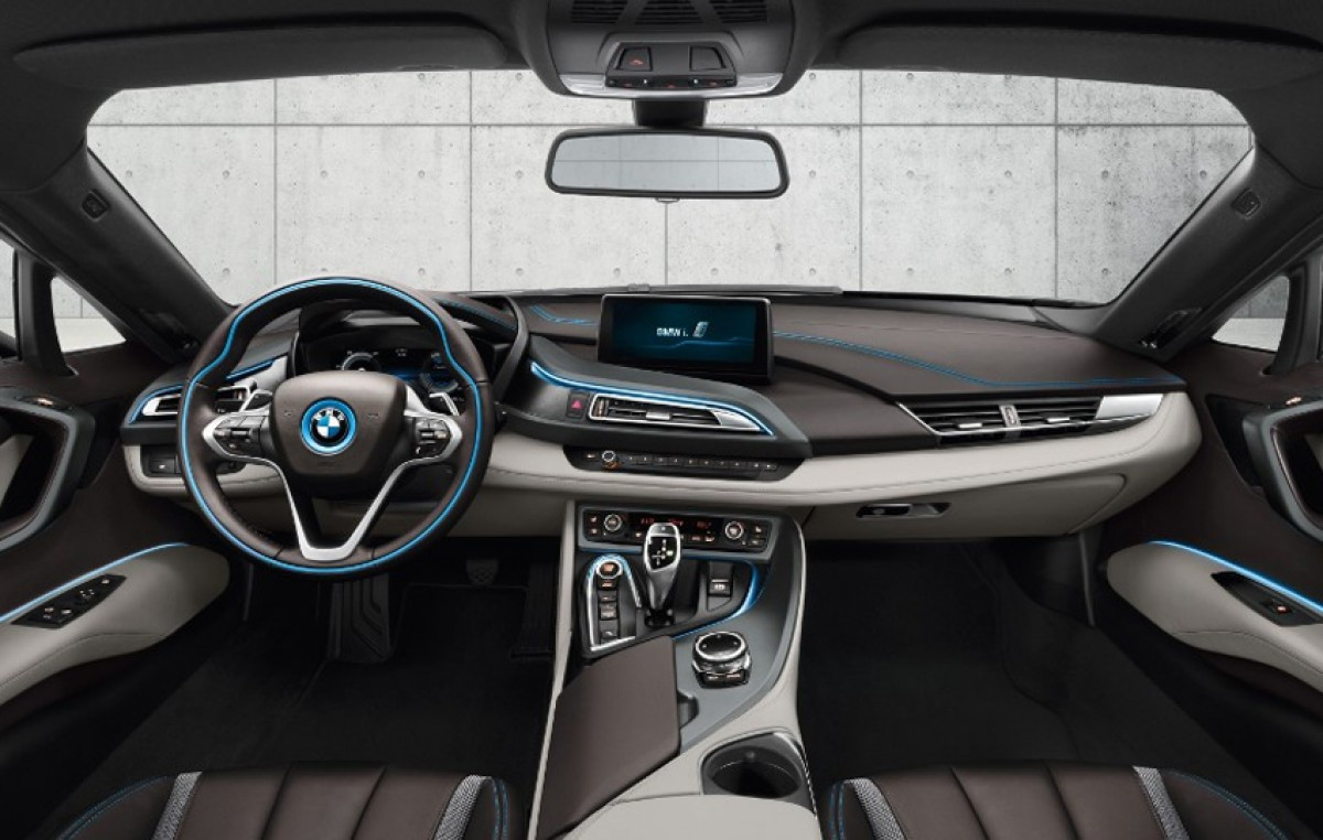 Bmw i8 4 on sale seater price