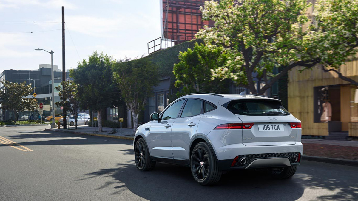 Jaguar suv e store pace 2020