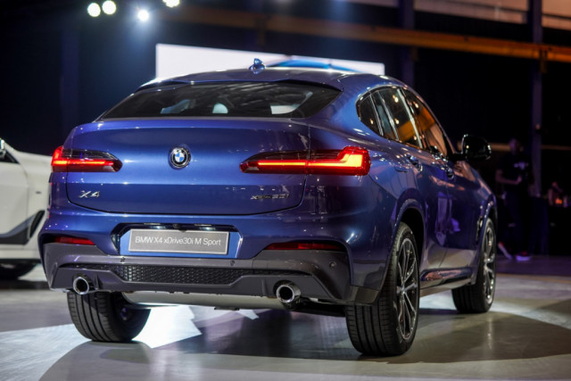 2021 Bmw X4 Price Reviews And Ratings By Car Experts Carlist My